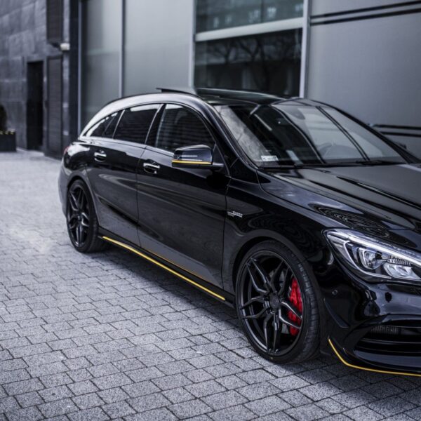 Mercedes-Benz CLA45 AMG with 21×9,5 & 21×10,5-inch Concaver CVR3