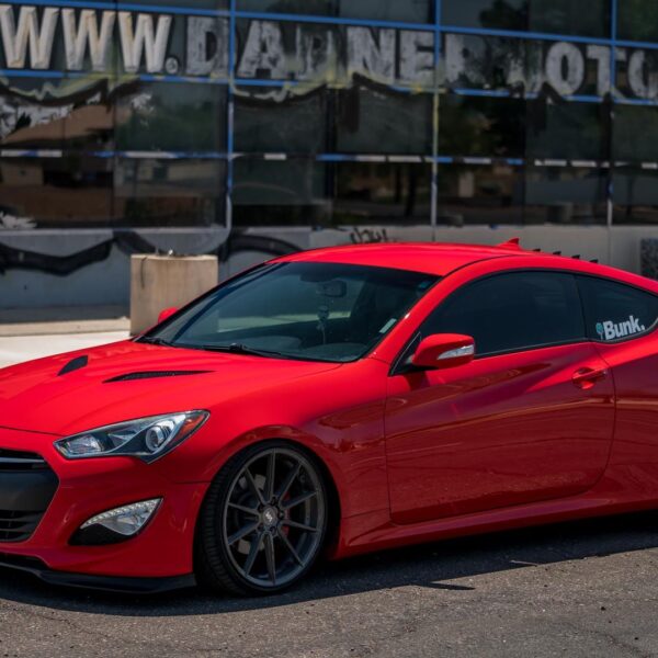 Hyundai Genesis Coupe with 20×9 and 20×10.5-inch Variant Argon