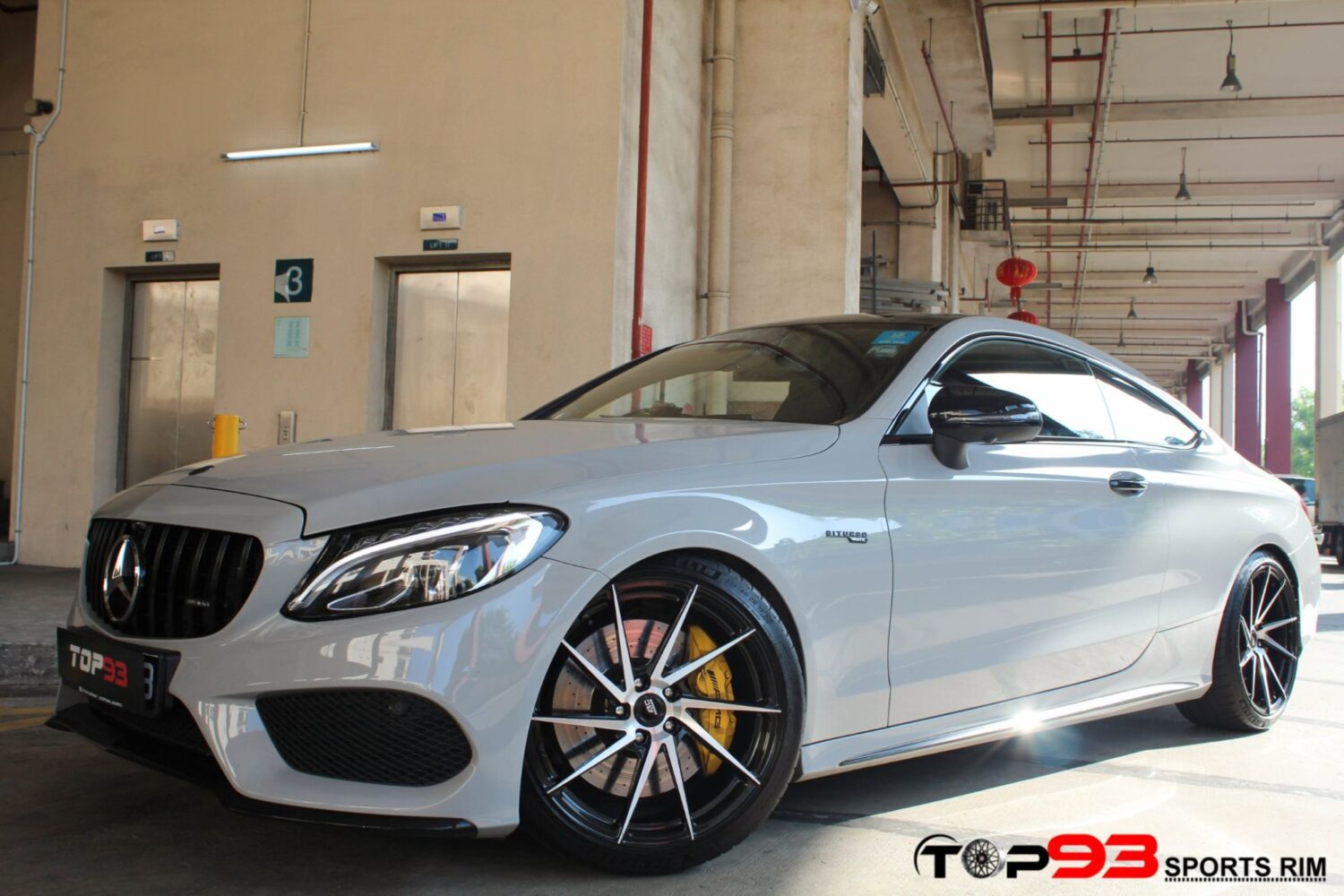 Mercedes-Benz C43 AMG W205 with 19×8.5 and 19×9.5-inch BC Forged EH171