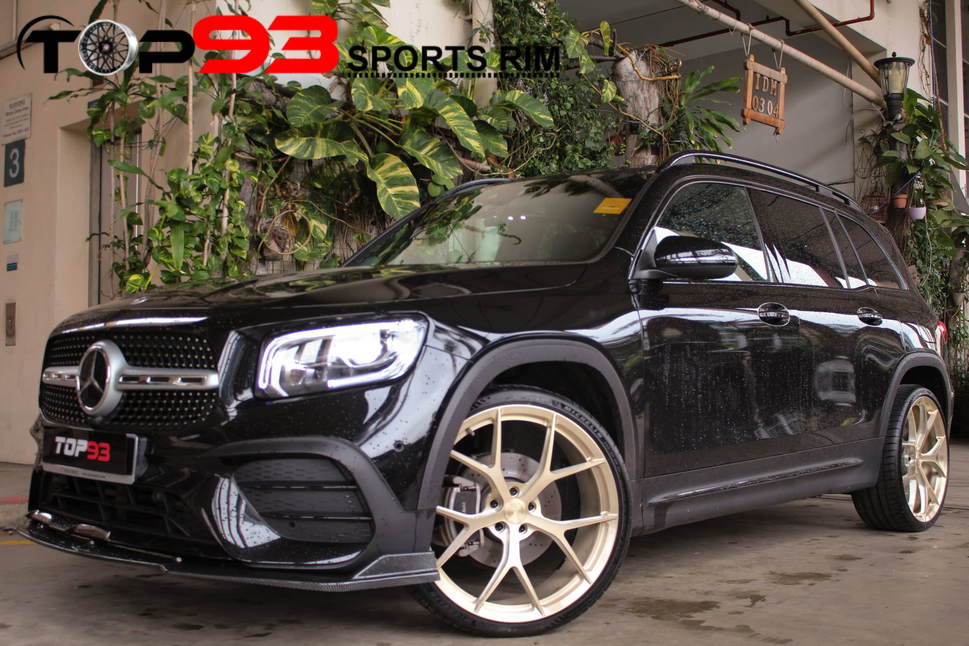 Mercedes-Benz GLB with 22×9-inch BC Forged KL01