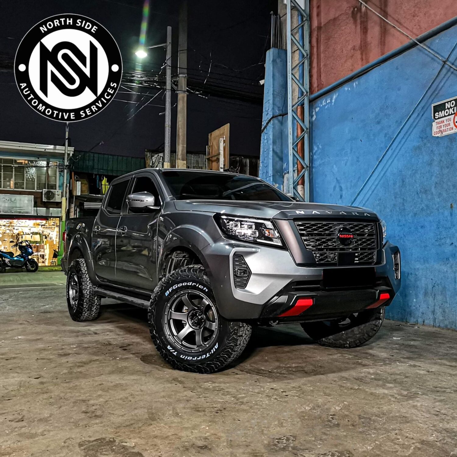 Nissan Navara D23 with 17×9-inch Fuel Off-Road Rush D767