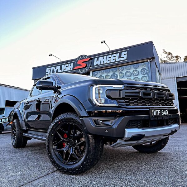 Ford Ranger Raptor Next-Gen with 20×9-inch Fuel Off-Road Flux FC854MX