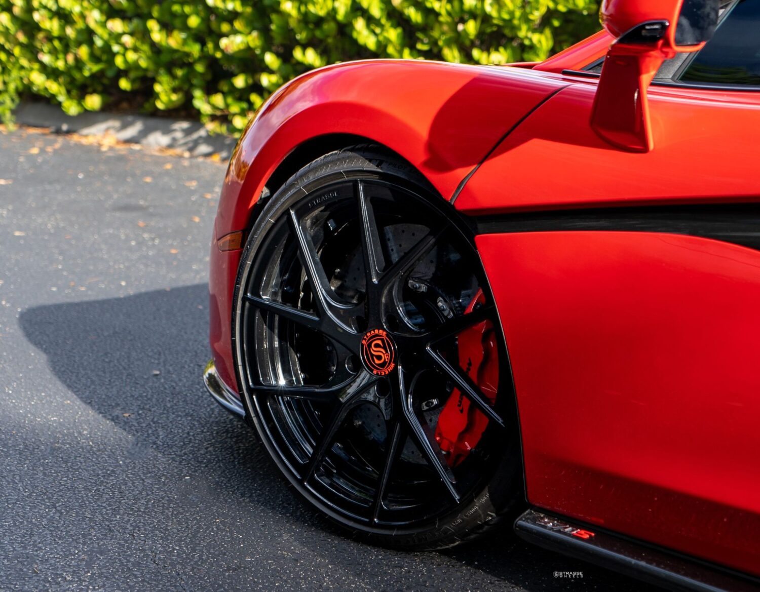 McLaren 540/570 with 20×9 and 21×12.5-inch Strasse SM5R Duoblock