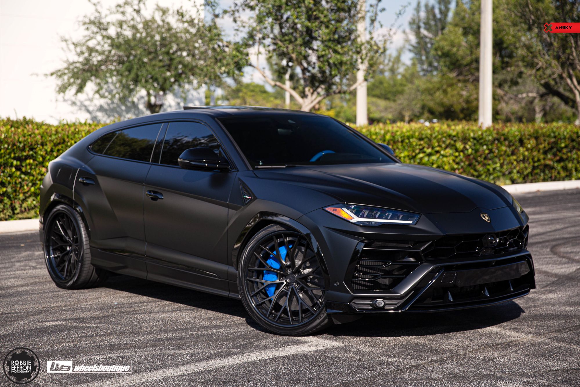 Lamborghini Urus Black ANRKY AN30 Lamborghini Urus Black ANRKY AN30