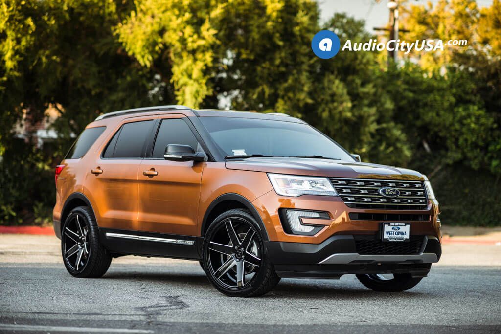 Ford Explorer with 22×9.5-inch Verde V24 Invictus
