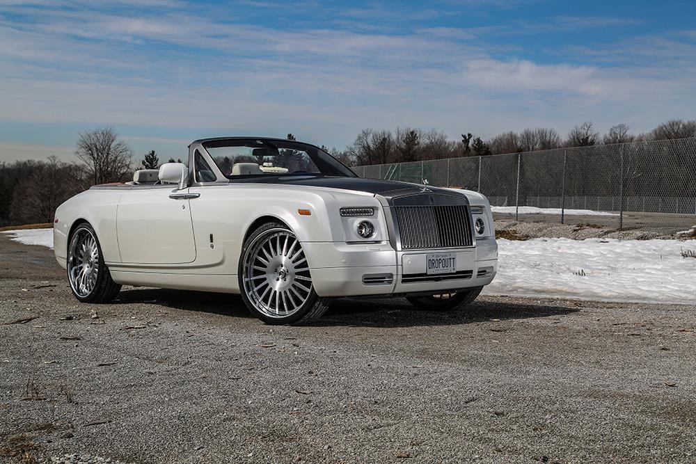 Rolls-Royce Phantom with 26-inch Forgiato Andata