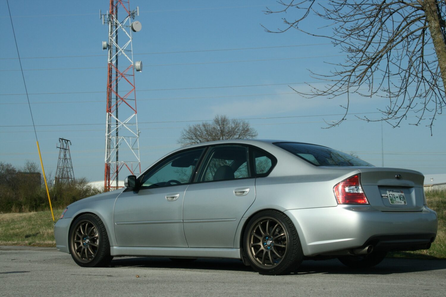 Subaru Liberty with 18×8.5-inch Work Emotion 11R