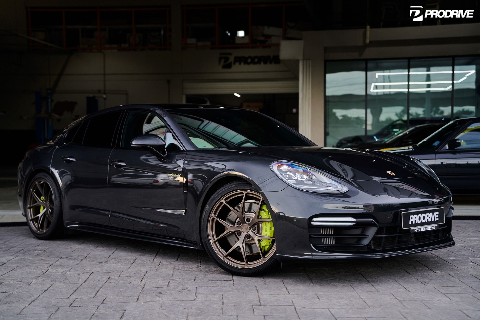 Porsche Panamera with 21-inch BC Forged RZ21
