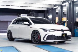9 Best Aftermarket Wheels for Volkswagen Golf GTI Wheel Front