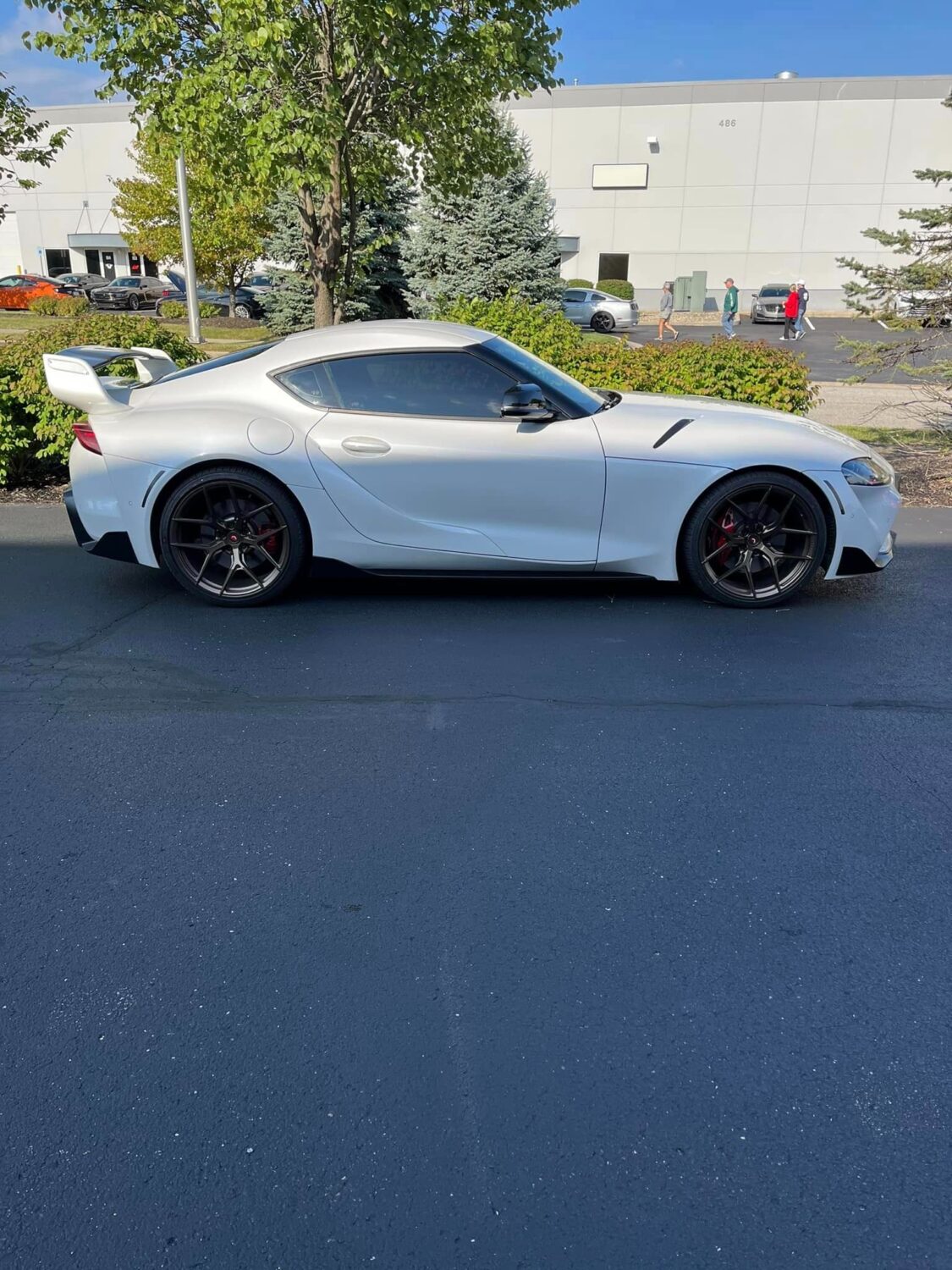 Toyota Supra GR with 20×9 and 20×10.5-inch Vossen S21-01