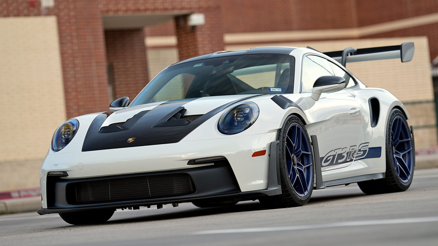 Porsche 911 GT3 RS 992 White Forgeline VV1R-CL | Wheel Front