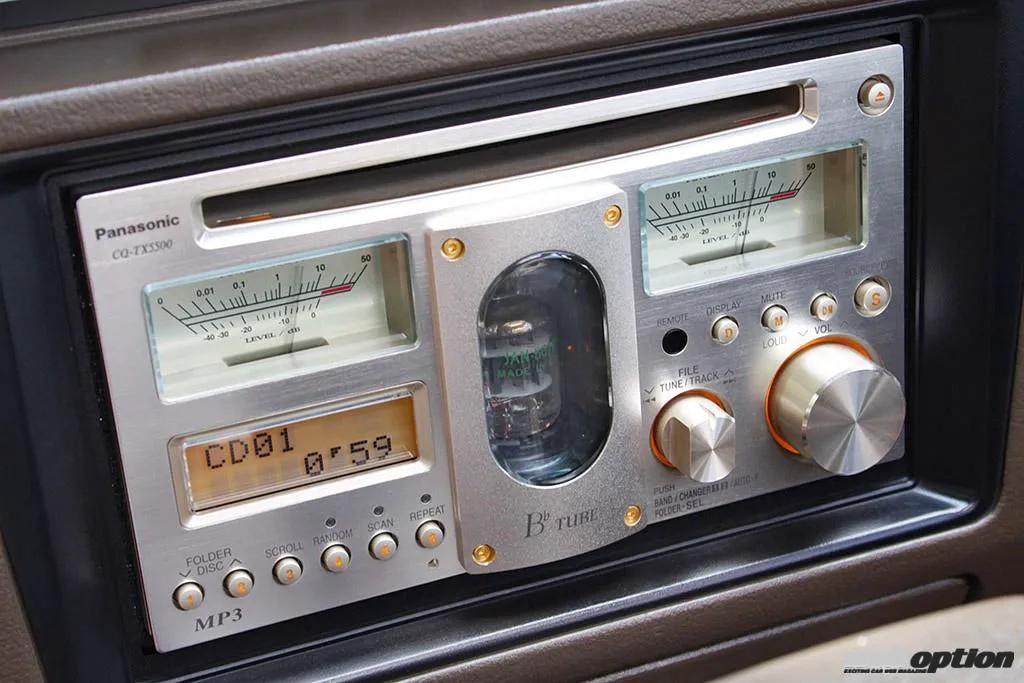 Panasonic CQ-TX5500D CD deck installed in the dashboard of a Nissan Gloria Gran Turismo Super SV