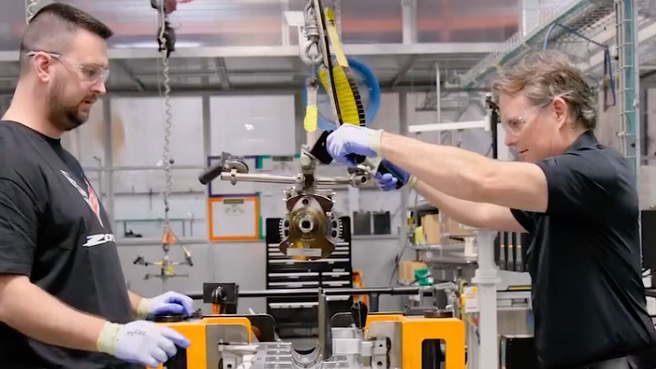 Jeff Gordon Hand-Built His 1,250-HP ZR1X Engine
