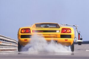 When 204 MPH Made the Diablo King of the World