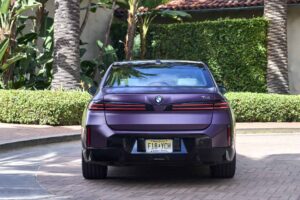 BMW’s 500-Color Gamble Turns the 7 Series Into Art