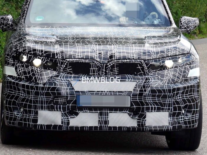 BMW’s 900-HP Electric X5 M Looks Absolutely Unhinged