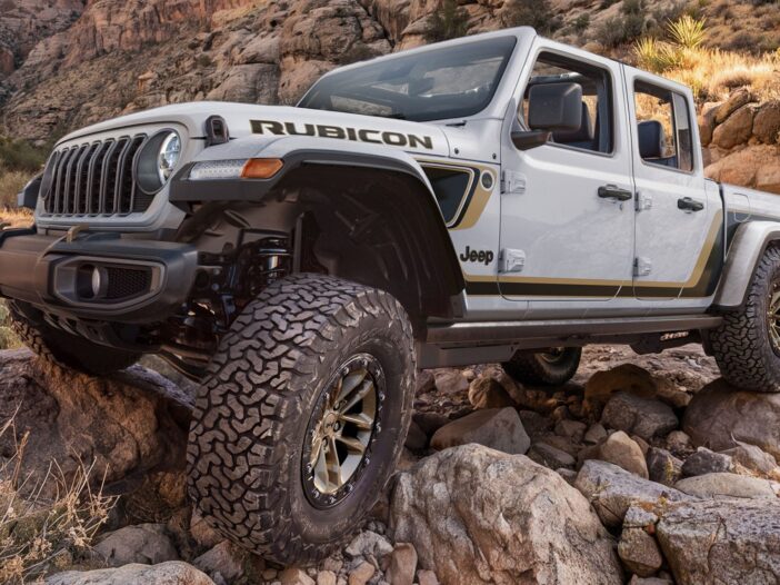 Jeep Gladiator Finally Gets Factory 35s Nobody Asked For