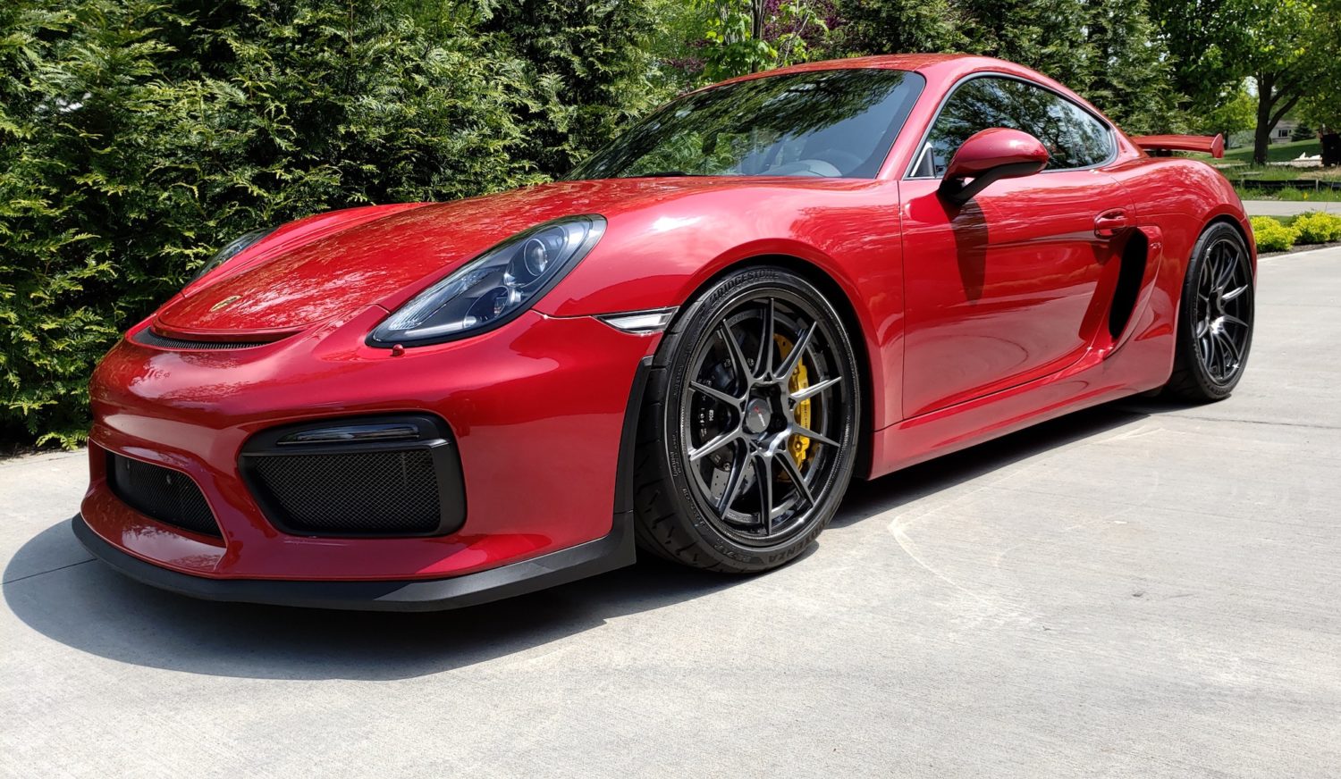 Porsche Cayman GT4 forgeline cf205 aftermarket wheels