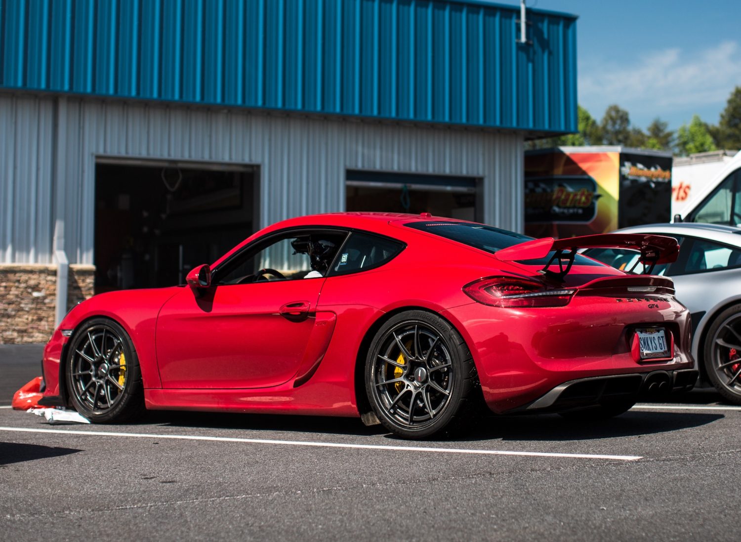 Porsche Cayman GT4 forgeline cf205 aftermarket wheels
