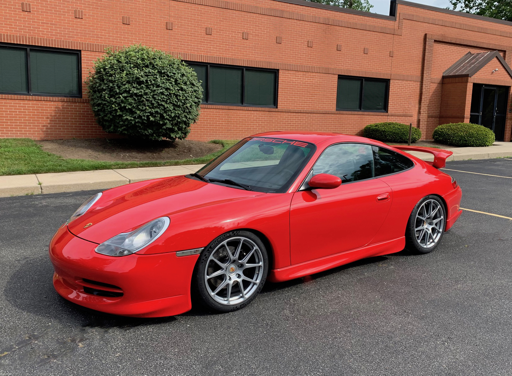 Porsche 911 Carrera 996 Red Forgeline GS1 Wheel Front Porsche 911 Carrera 996 Red Forgeline GS1 Wheel Front