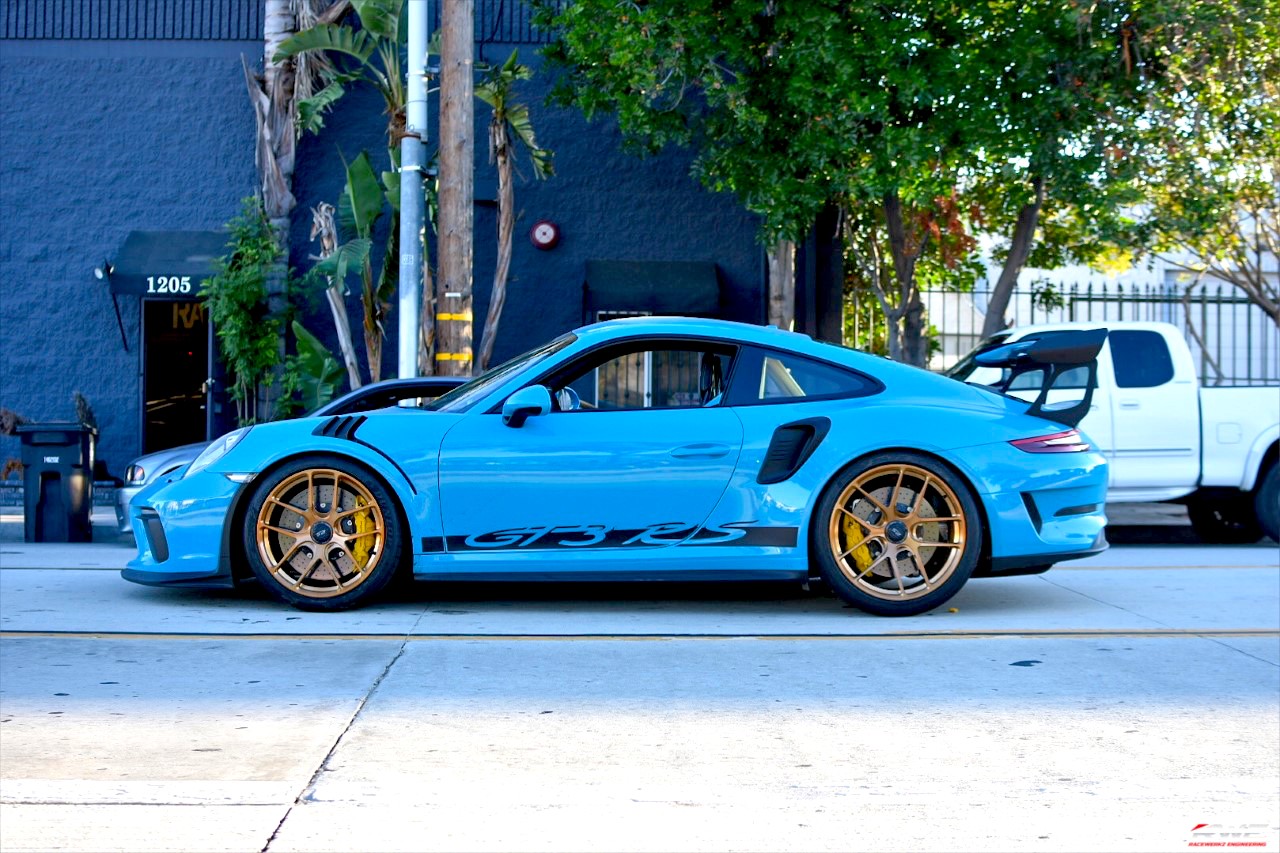 Porsche 911 GT3 RS 991 Miami Blue VX1R Wheel Front