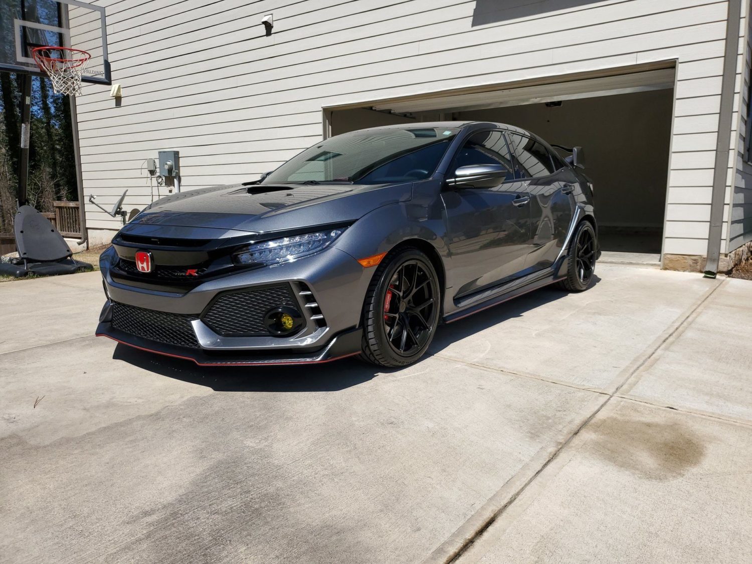 Honda Civic Type-R FK8 Grey Titan 7 T-S5 Wheel | Wheel Front