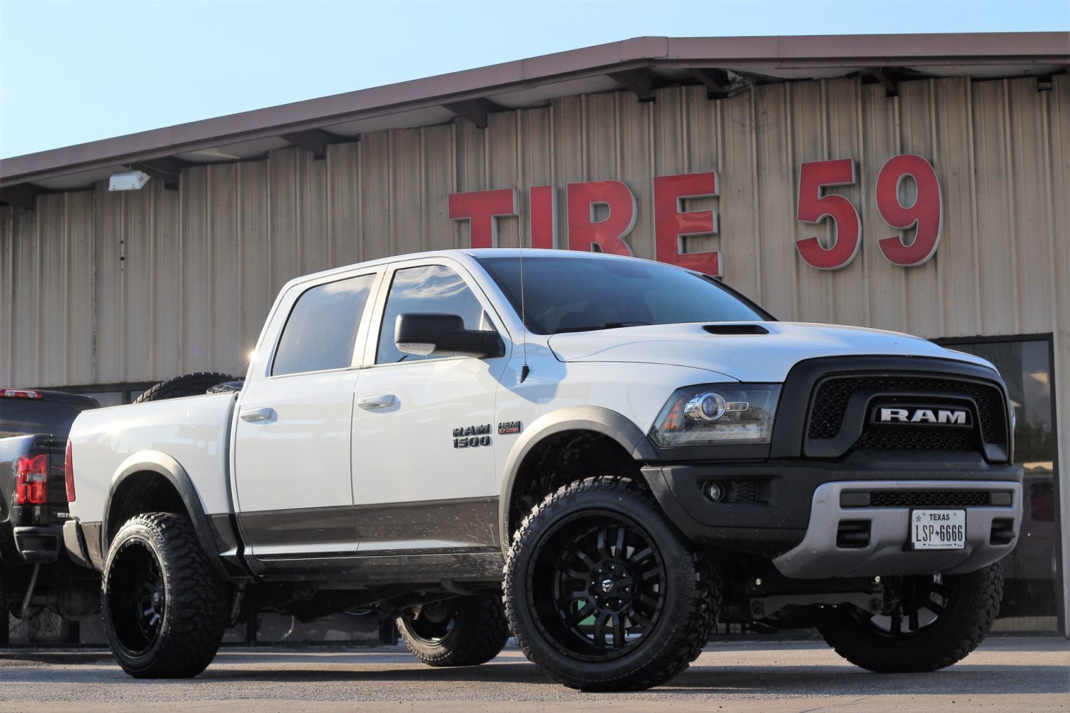 2016 Dodge Ram 1500 White Fuel Off-road Sledge D596 Wheel 