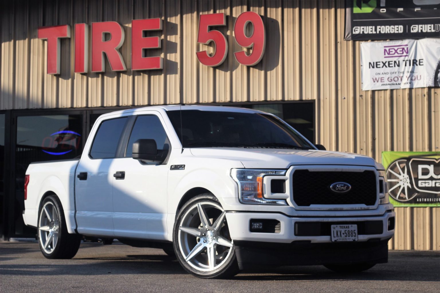 2018 Ford F-150 White Ferrada FT2 | Wheel Front