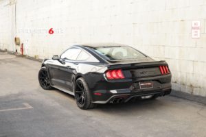 2018-ford-mustang-gt-black-project-7-spoke-gloss-black-05