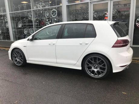 Volkswagen Golf R 7 White BBS CH-R | Wheel Front