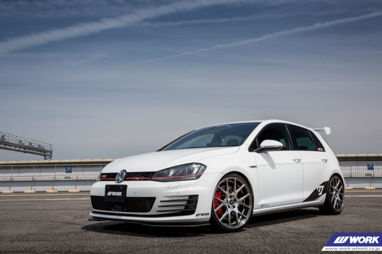 Volkswagen Golf GTI 7 White Work Ryver M006 Wheel | Wheel Front