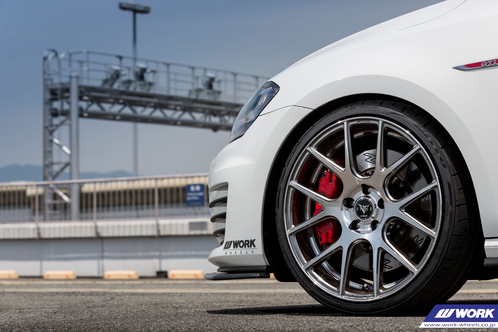 Volkswagen Golf GTI 7 White Work Ryver M006 | Wheel Front