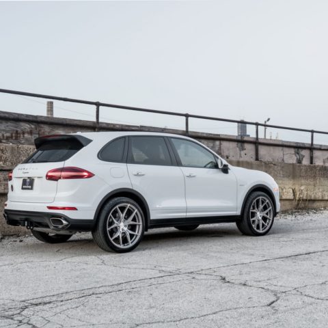 Porsche Cayenne White Rohana RFX5 | Wheel Front