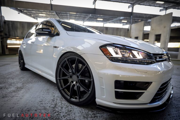 Volkswagen Golf R 7 White TSW Sprint Wheel | Wheel Front