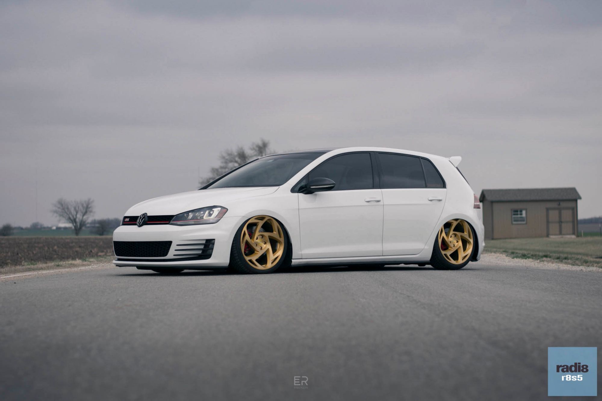 Volkswagen Golf GTI 7 White Radi8 r8s5 Wheel | Wheel Front