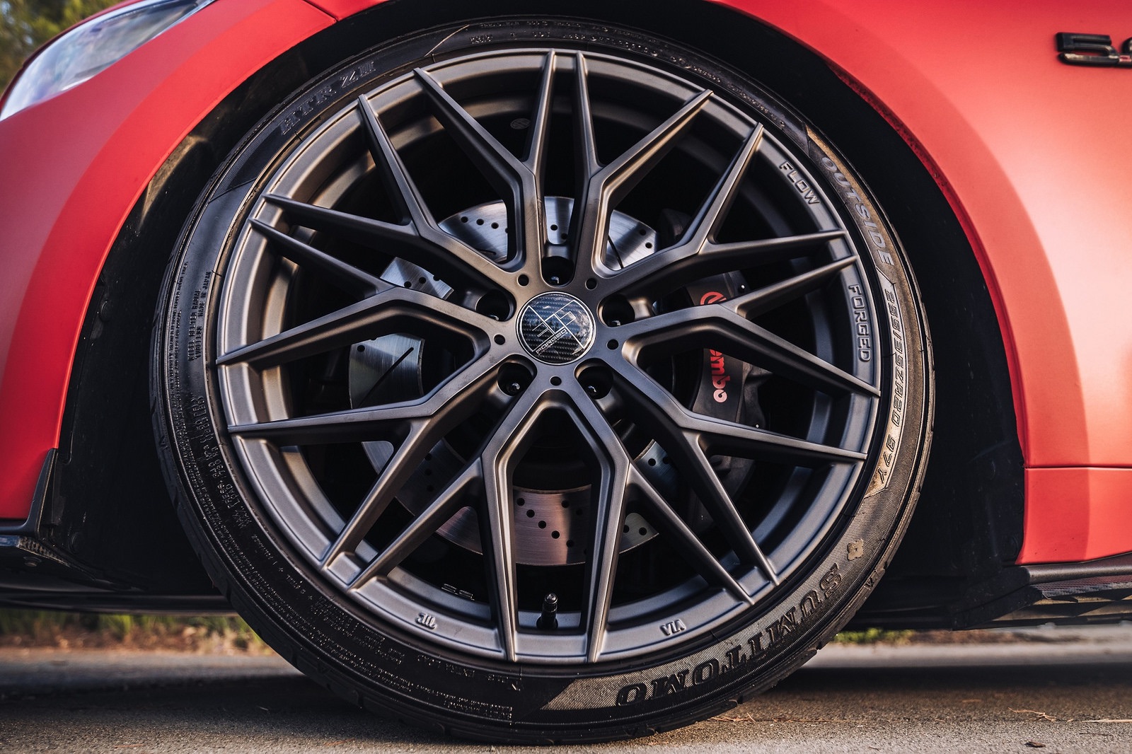 Ford Mustang S550 Red 305 Forged FT107 | Wheel Front