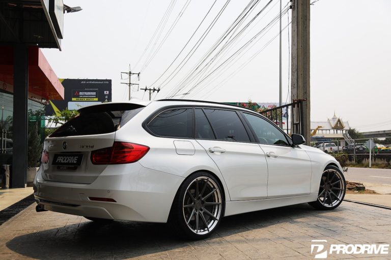 BMW 3 series F31 320d Touring White BC Forged HCS04S | Wheel Front