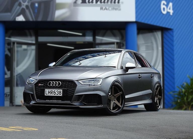 Audi RS3 8V Sedan Grey Ferrada FR3 Wheel | Wheel Front