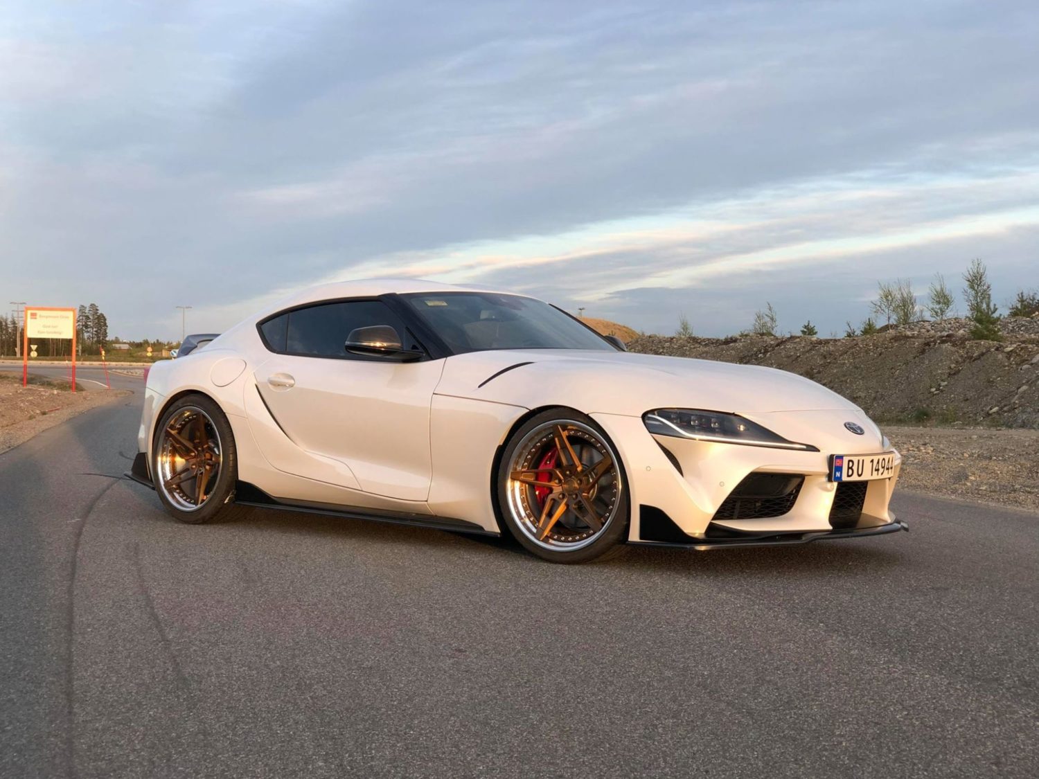 Toyota Supra GR A90 White TDR Forged MF931 B 2-Piece Wheel | Wheel Front