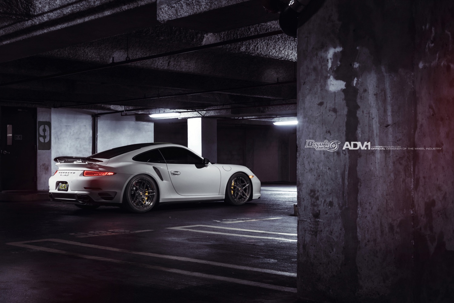 ADV1-Porsche-991-Turbo-S-ADV05S-MV2-SL-Custom-Forged-2-Piece-Concave-Wheels-Liquid-Smoke-03