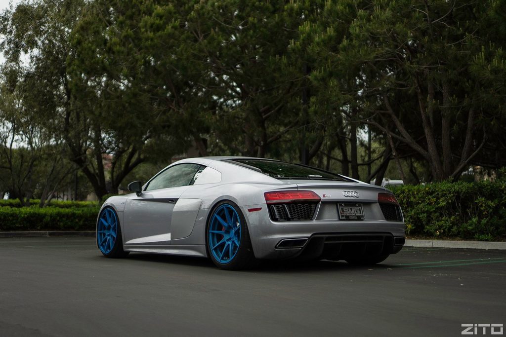 Audi-R8-Gen-2-Silver-Blue-ZF02-2