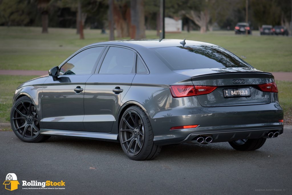 Audi_2_rs