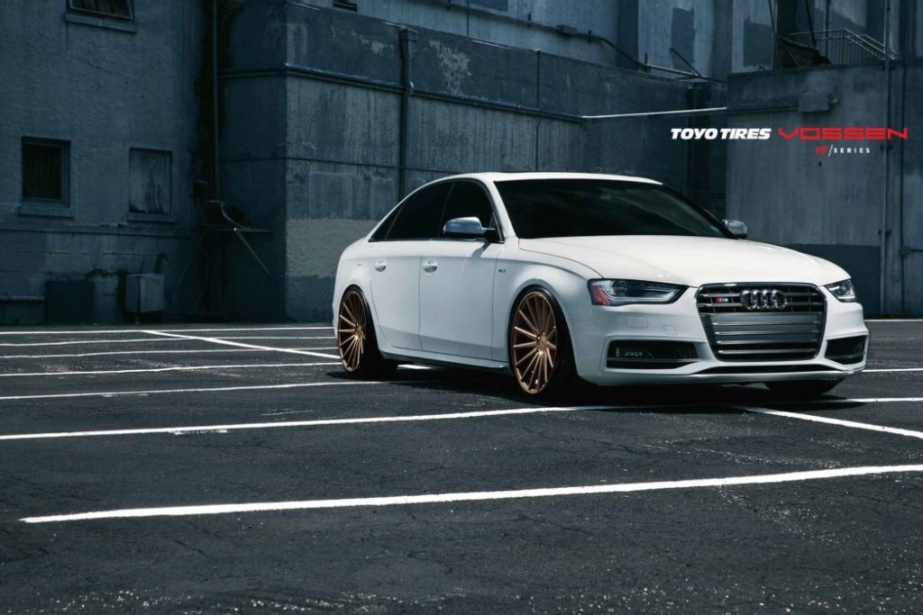 Audi_A4_VFS2_683-1047x698