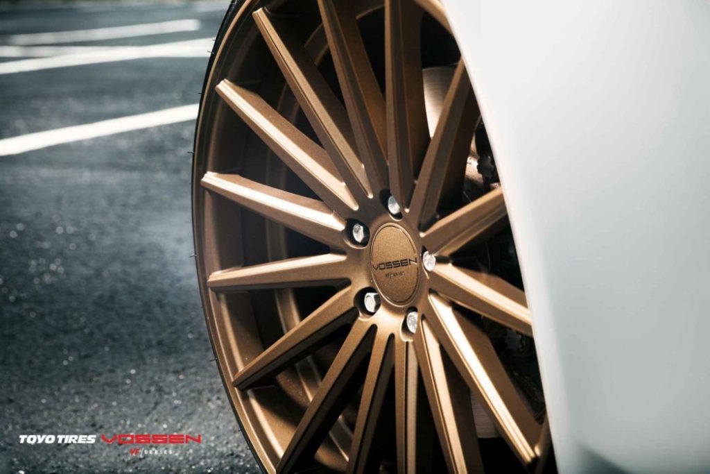 Audi_A4_VFS2_870-1047x698