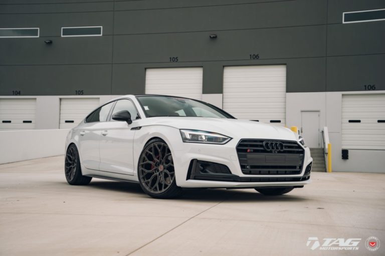 Audi_A5-S5-RS5_S17-01_e79a4c7e-1047x698