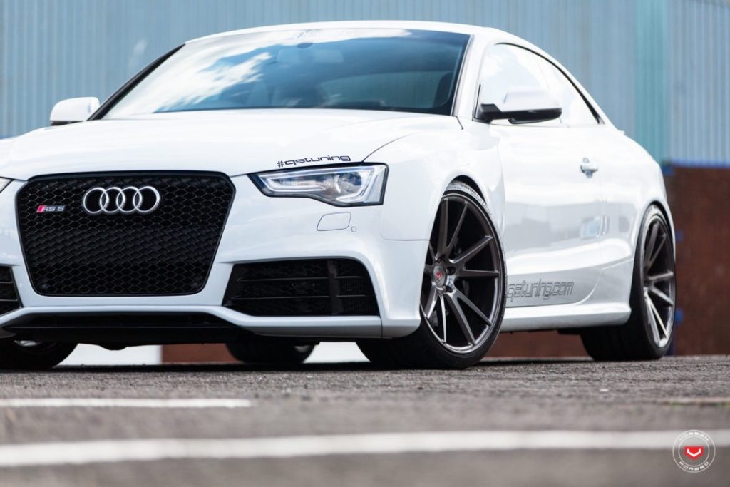 Audi RS5 B8 White Vossen VPS-301 Wheel | Wheel Front