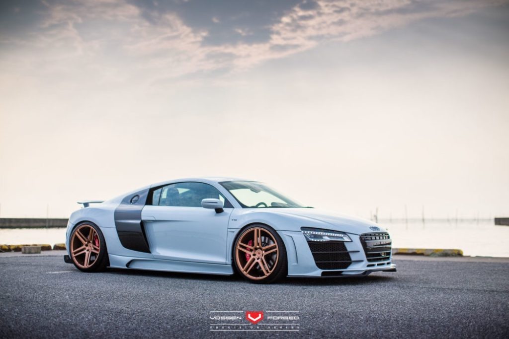 Audi_R8_VPS-302_b0c-1047x698