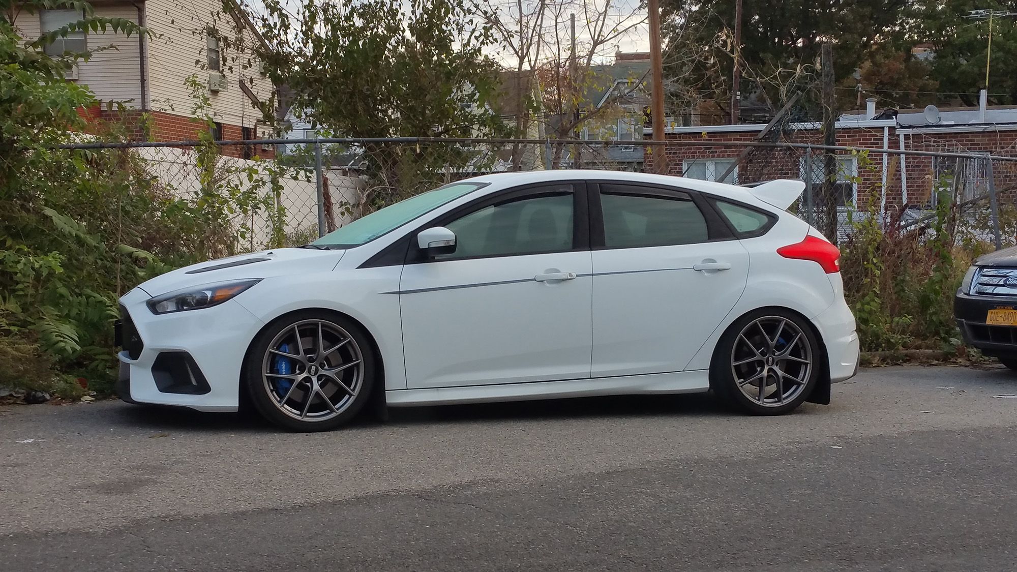Ford Focus Rs Mk3 White s Ci R Wheel Front