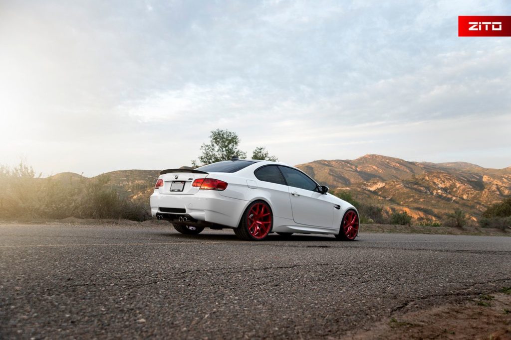 BMW-E92-M3-White-Red-ZS05-4