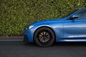 BMW-F30-Blue-Black-ZF01-1